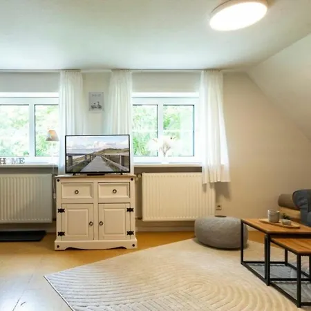 Ebb Und Floer Apartman